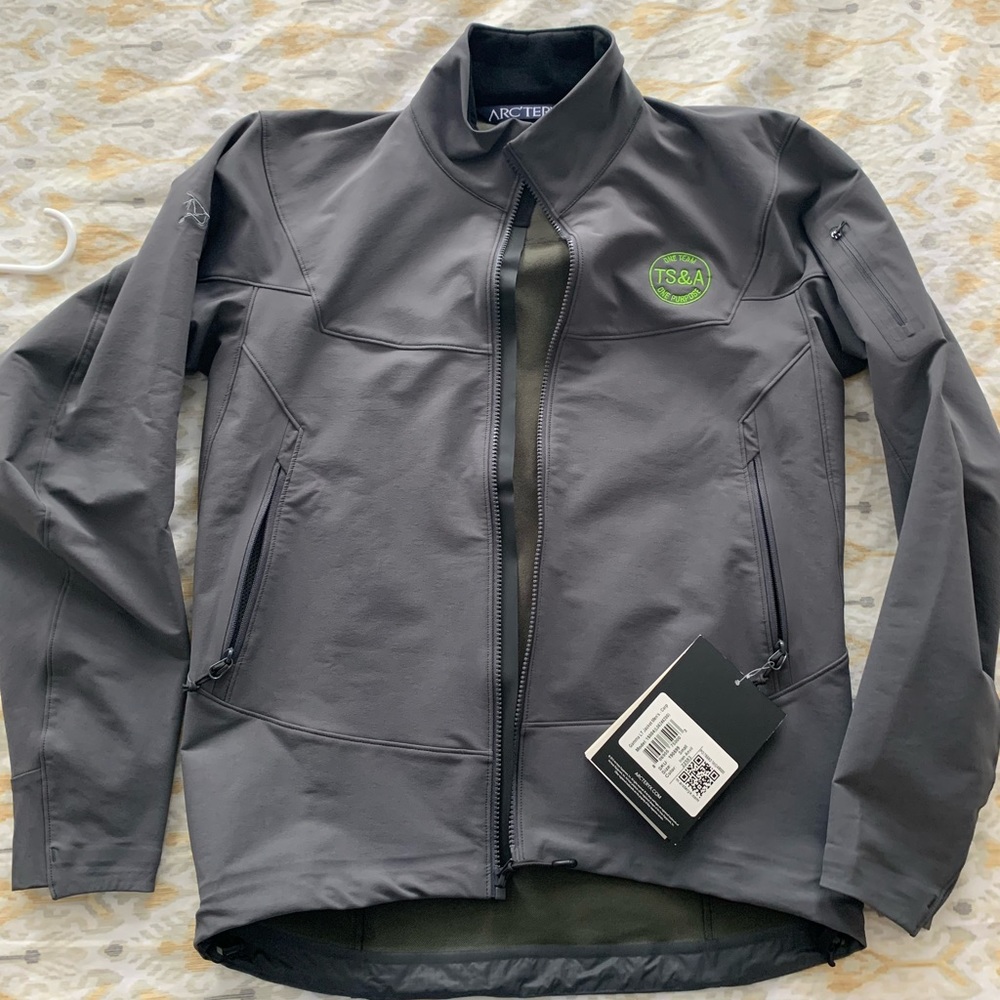 *NEW* Arc’teryx Gamma LT Jacket - Men’s Small